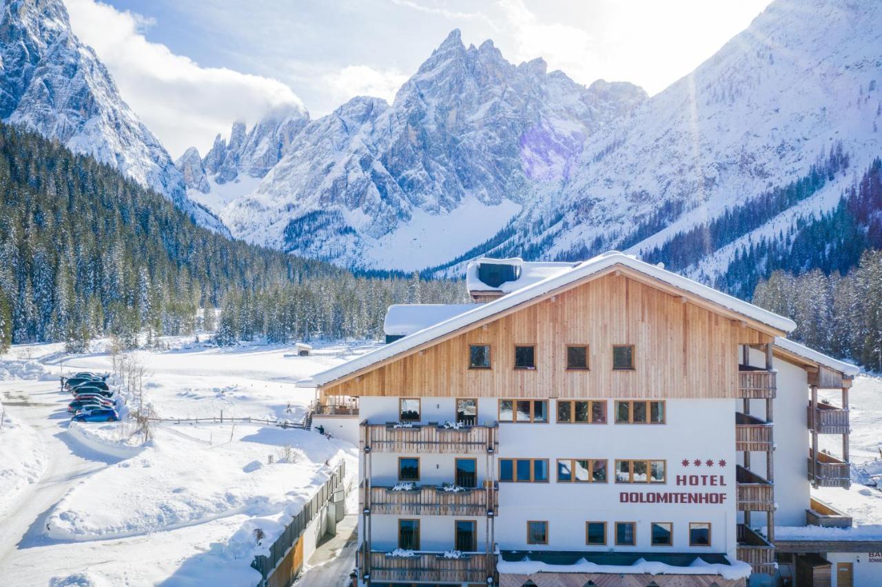 Hotel Dolomitenhof & Chalet Alte Post Sexten Bagian luar foto